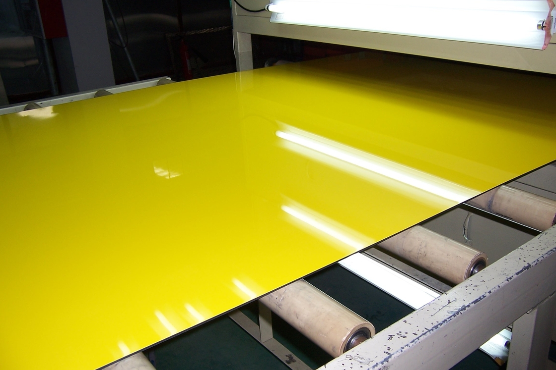 1220mm-1570mm Προδιαγραφές Πίνακας σύνθετος πολυαιθυλενίου αλουμινίου με διάφορα χρώματα