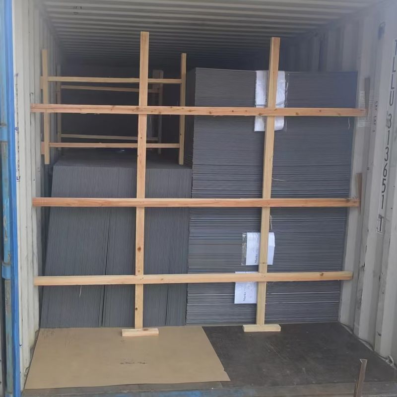 Πυροσβεστική επιφάνεια από σύνθετο αλουμίνιο PVDF κλάσης Β1 για εξωτερική διακόσμηση τοίχων