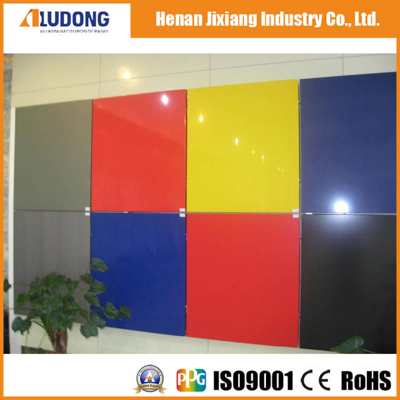 Hot Sale Σύνθετο πάνελ αλουμινίου 4x8 ft PVDF PE επίστρωση πυρίμαχο ελαφρύ, προσαρμοσμένο διαθέσιμο για εσωτερική εξωτερική διακόσμηση