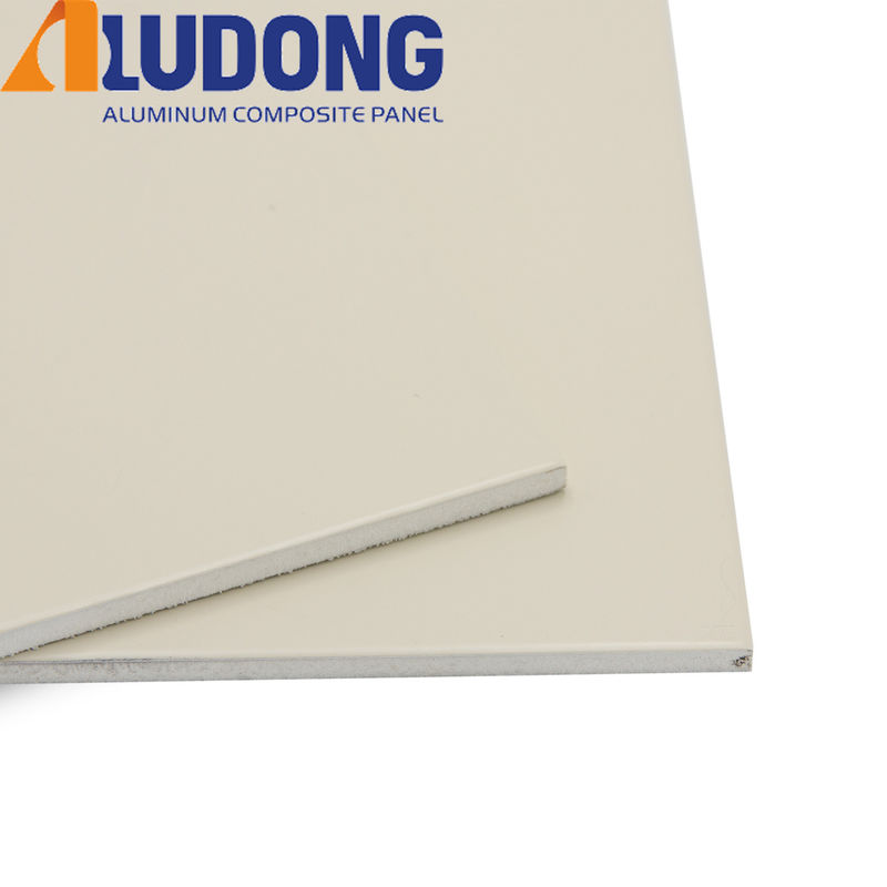 Πιστοποιημένο CE/SGS Β1 Πυροστασία ACP 3mm, Nano Coating, ελαφρύ βάρος για προσόψεις πολυώρων κτιρίων