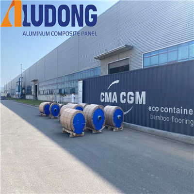 0.18mm Ultra Thin Glossy PE / PVDF Coated Aluminium Coil για την εκτύπωση επένδυσης σήμανσης