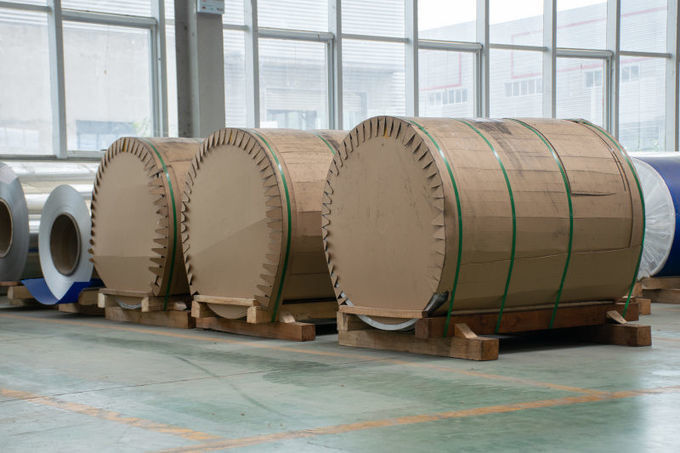 0.18mm Ultra Thin Glossy PE / PVDF Coated Aluminium Coil για την εκτύπωση επένδυσης σήμανσης